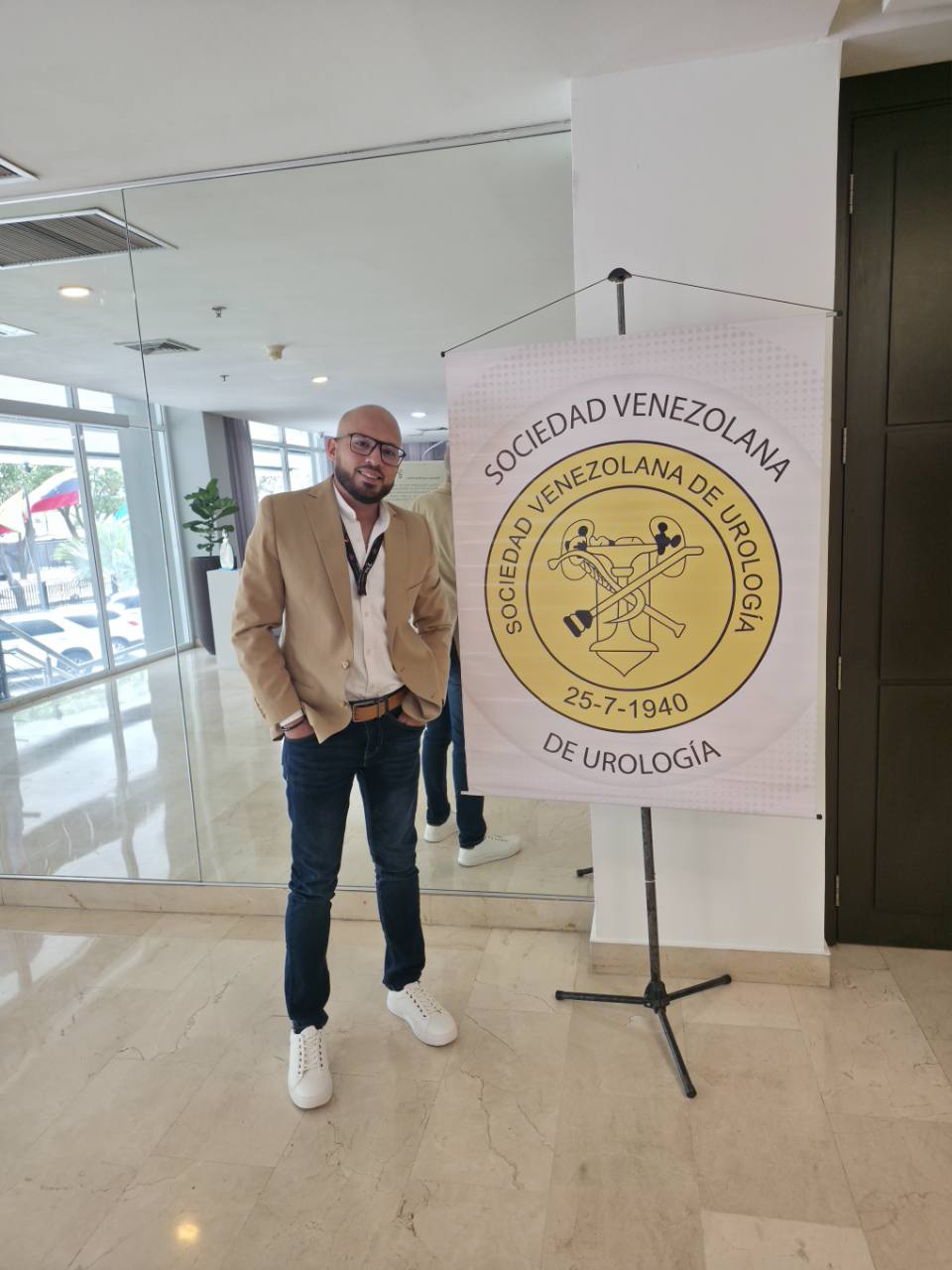 Uro-oncología en Maracay. Presencia de Zivi en una jornada científica especializada de uro-oncología.